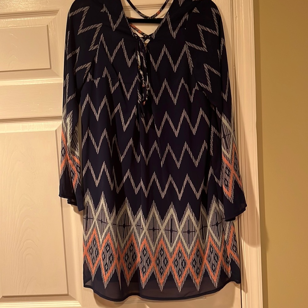 Beautiful sleeve dress with criss crossed back